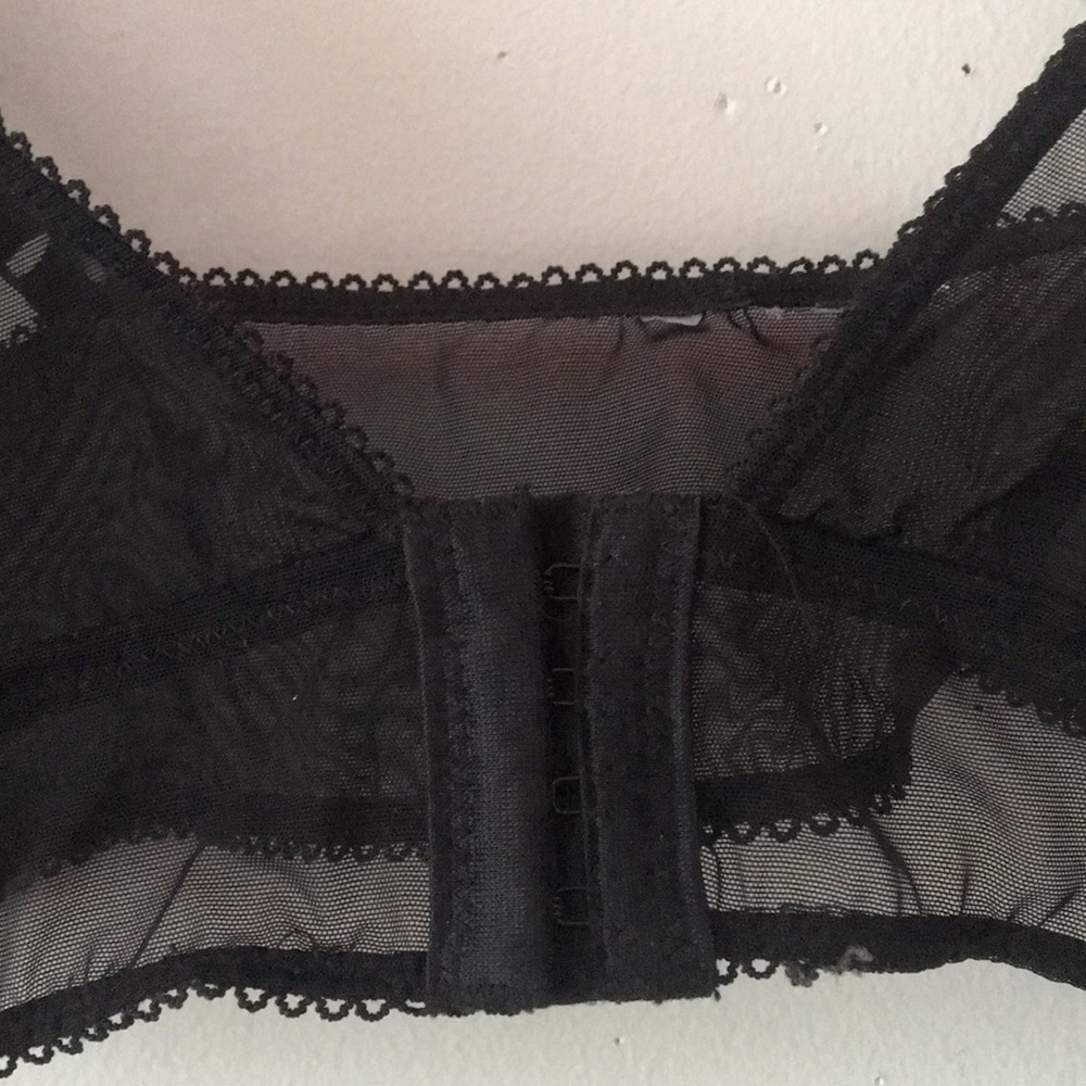 VINTAGE Black Lace Bralette SM/M - Picture 3 of 4